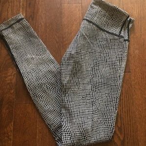 Lululemon leggings 4